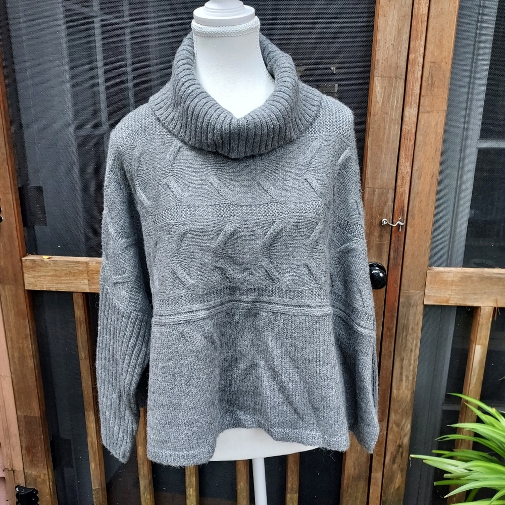 Eileen Fisher Gray Alpaca-Silk Poncho Sweater